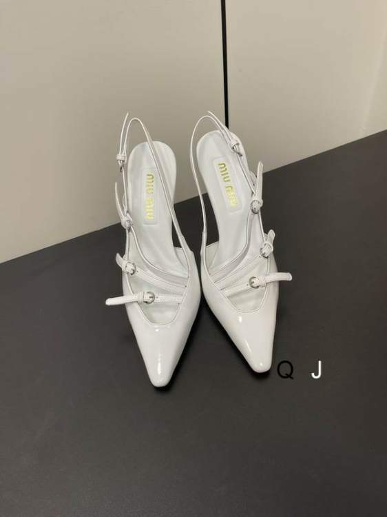 Picture of Miumiu Shoes _SKUMiuMiusz35-401017989.5CMXJ0901